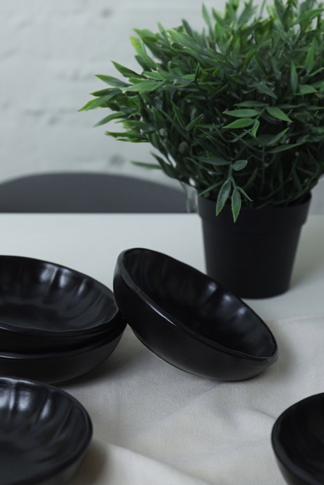 Hermia Set de 6 Cuencos para Aperitivos de Gres Cerámico Negro, 190 cc Hermia Set de 6 Cuencos para Aperitivos de Gres Cerámico Negro, 190 cc
